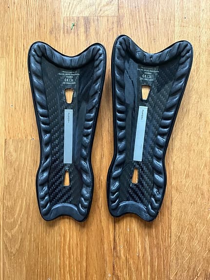 Monolit fotbollsbenskydd 40gram