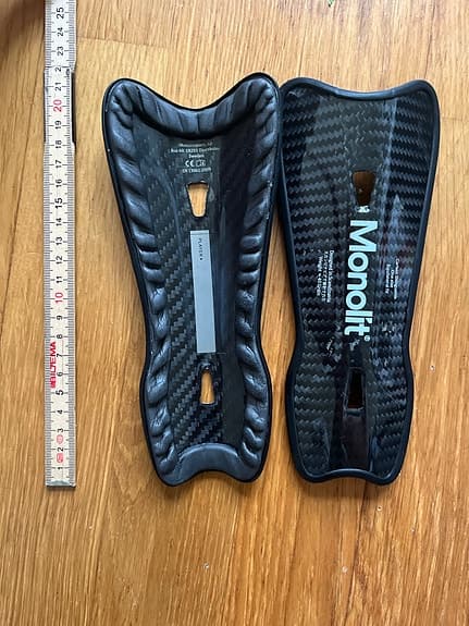 Monolit fotbollsbenskydd 40gram