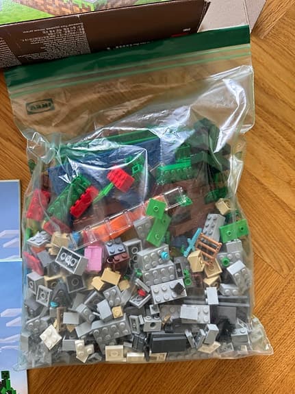 Lego Minecraft 21161 The crafting box 3.0