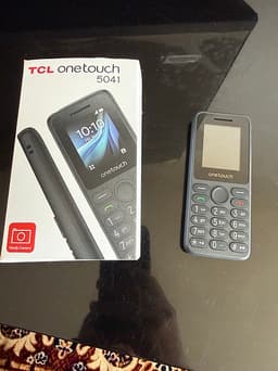 Mobile telephone TCL ONETOUCH 504