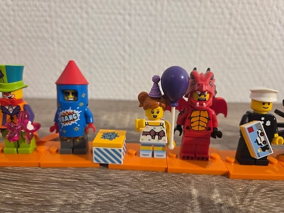 Lego - Minifigurer - Serie 18