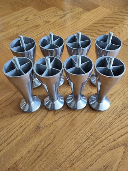 Mio Möbelfötter i metall