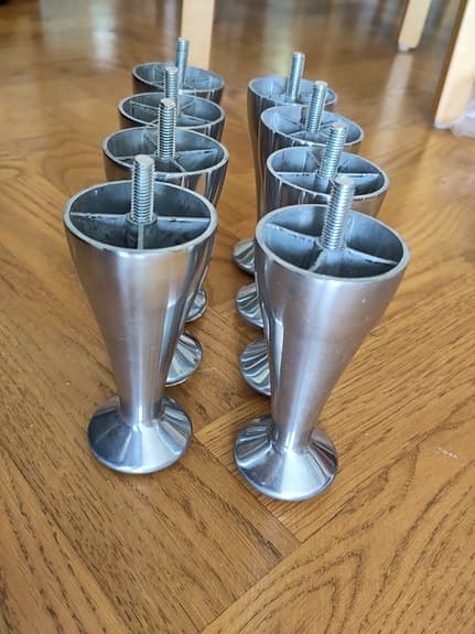 Mio Möbelfötter i metall