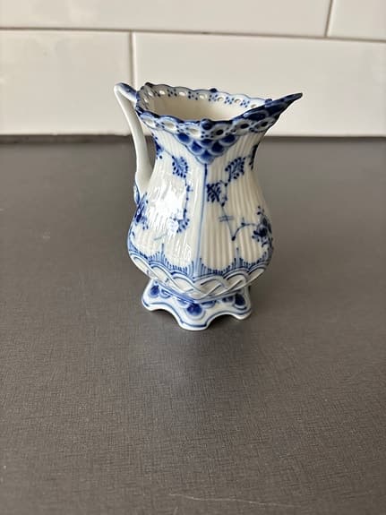 Royal Copenhagen Mjölkkanna porslin blåvit