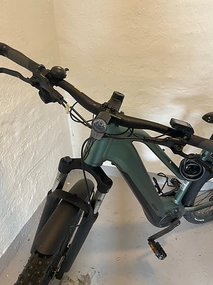 Giant Explorer elcykel unisex 29" M grön