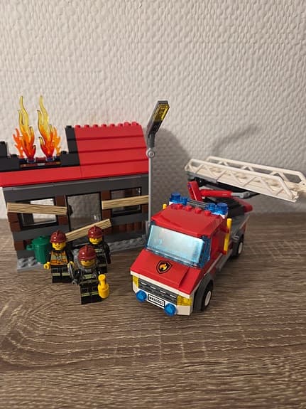 Lego - Brandsläckning