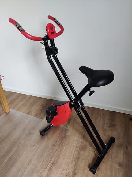 Tectake träningscykel hopfällbar röd/svart
