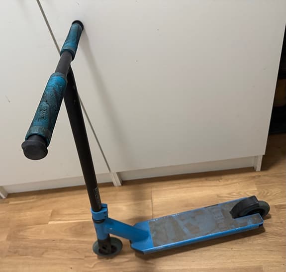 Sparkcykel trick blå svart