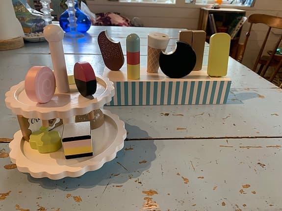 Jabadabado leksaksglass och godis i trä ”retro”