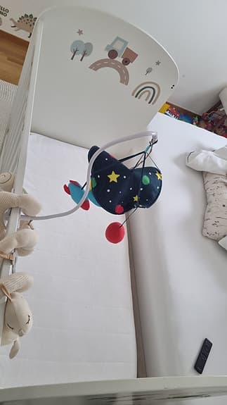 IKEA spjälsäng vit med förvaring