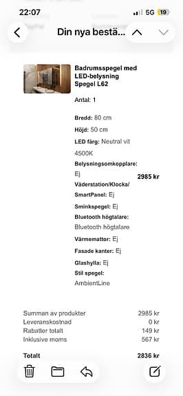 Badrumsspegel med LED-belysning