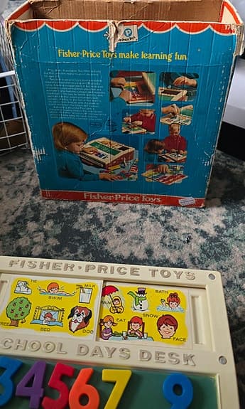 Klassisk Fisher-Price School Days Desk från 1970-talet.