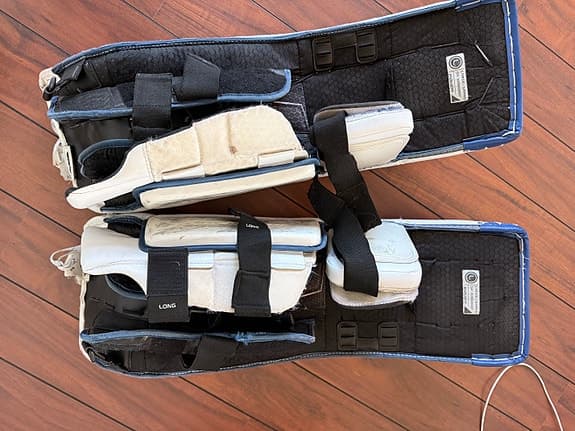 Målvaktsvenskydd - Bauer supreme s29