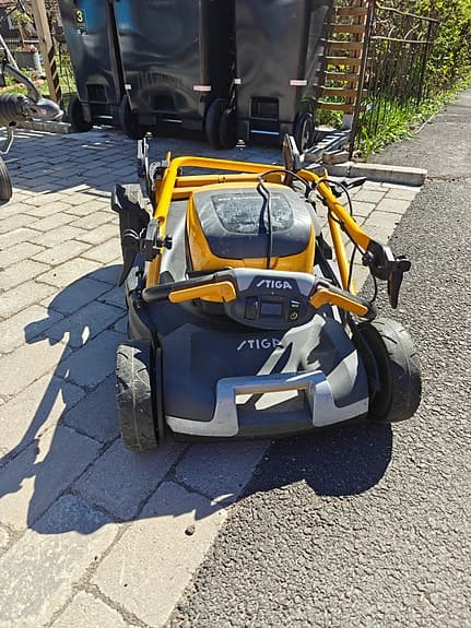 Stiga batteridriven klippare - renoveringsobjekt eller för reservdelar