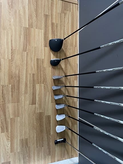 Golfset med klubbor och bag svart