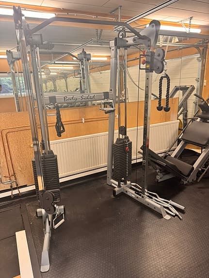 Komplett gym Body-Solid – i nyskick – nypris 100k+