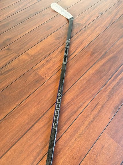 Ishockey klubba - CCM Ribcor 94k