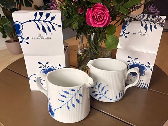 Royal Copenhagen 70 cl kanna porslin blåvit