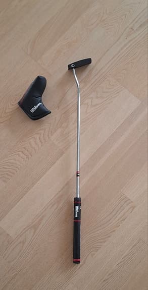 Wilson Infinite West Loop putter