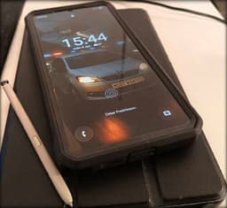 Samsung Galaxy S25 Ultra 512GB + skal och skämskydd