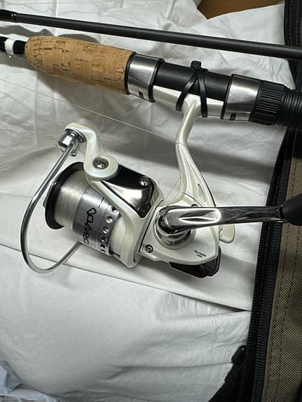 Abu Garcia Tornado haspelspö med rulle vit korkhandtag