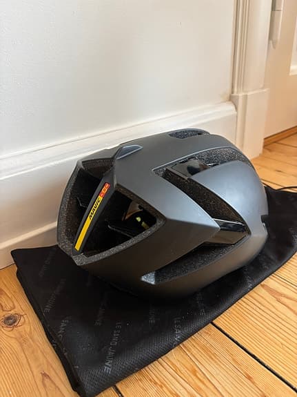 Cykelhjälm Mavic Comete Ultimate MIPS
