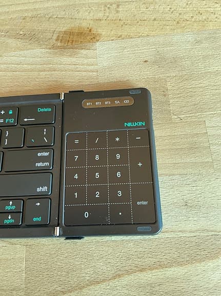 Nillkin Cube hopfällbart Bluetooth-tangentbord med touchpad – oanvänt