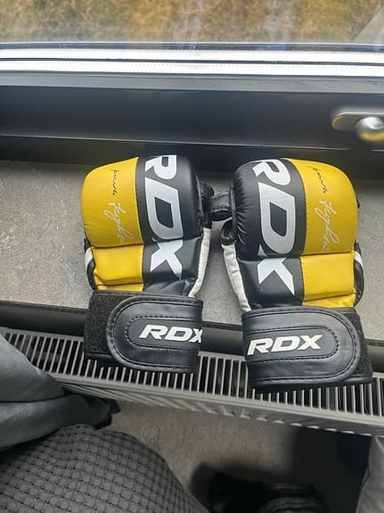 RDX MMA-handskar S