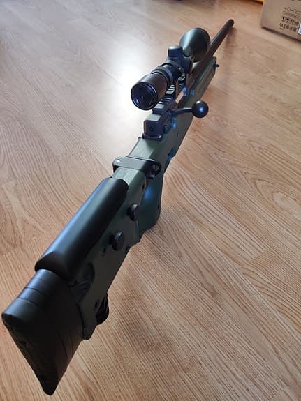 Airsoft Sniper Well MB08A + 3-9x50 Kikarsikte