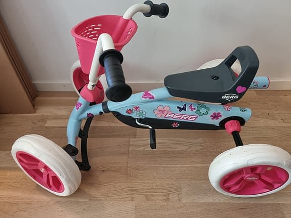 Italtrike Triciclo barncykel blå rosa med korg