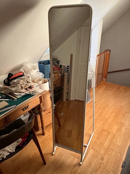 IKEA golvspegel KNAPPER