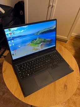 Lenovo Legion 5 RTX 3060 6 gb gaming laptop 15,6”