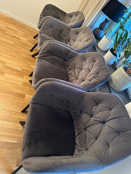 4 stolar från mio grå sammet/velour