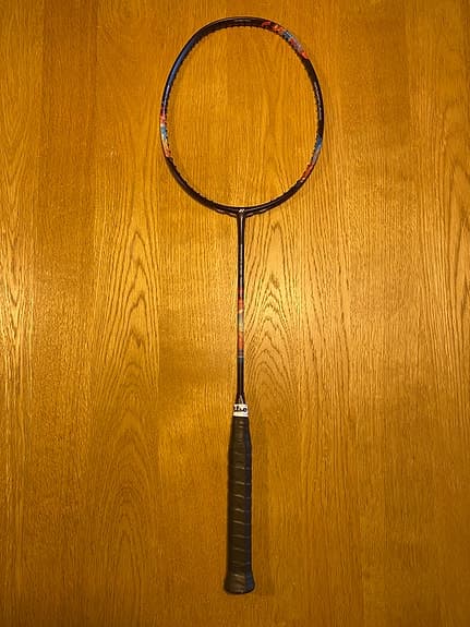 2 Yonex nanoflare 700 pro