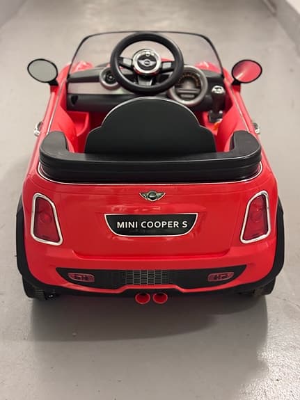 Mini Cooper leksaksbil.