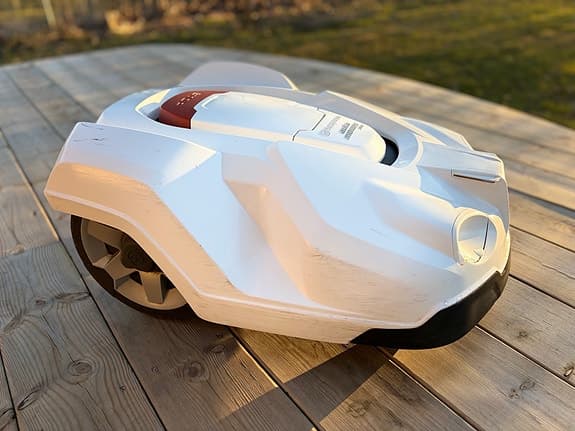 Husqvarna Automower® Robotgräsklippare 330X (Uppgraderad till 430X) – Vit