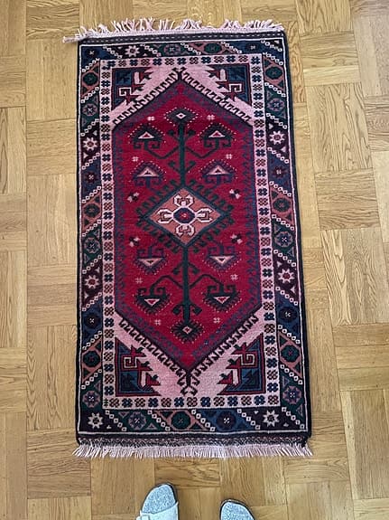 Matta gångmatta röd mönstrad