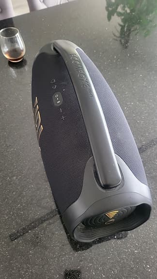 JBL Boombox bärbar högtalare svart