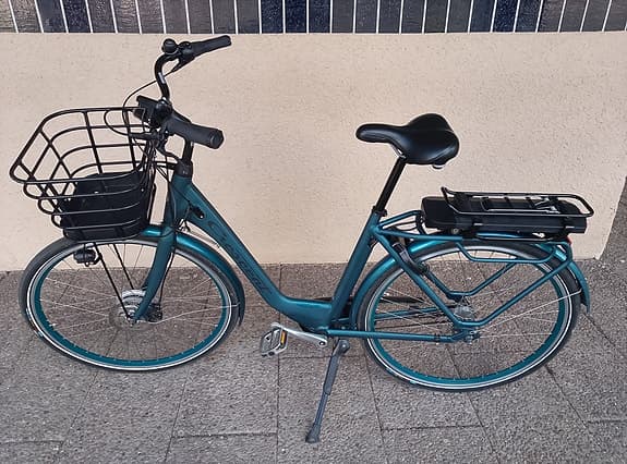 Crescent Elina Petrol 2025