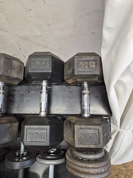 Hantlar 22-40kg + ställning