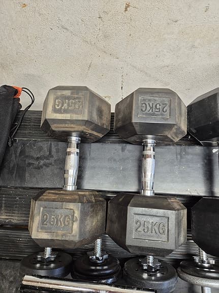 Hantlar 22-40kg + ställning