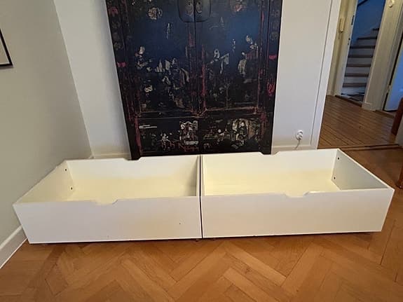 Sänglådor två stycken