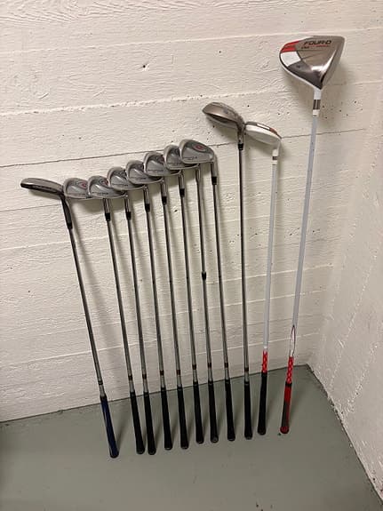 Golfklubbor/golfset dam