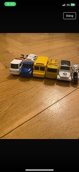 Olika leksaksbilar