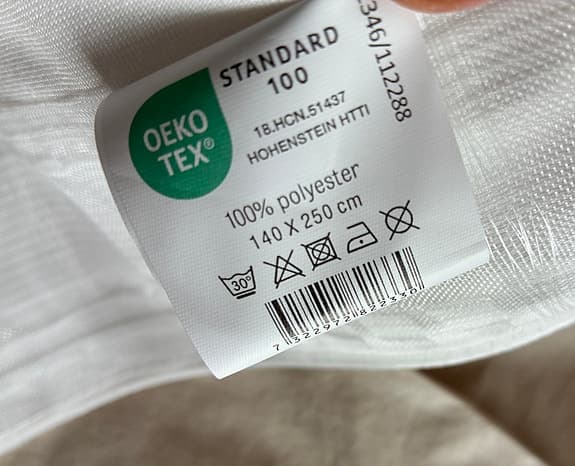 4 st gardinlängder Mio vit sammet