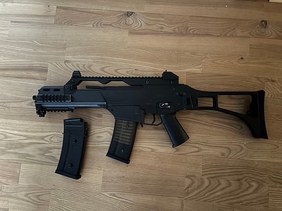 Airsoft vapen G36C och tillbehör