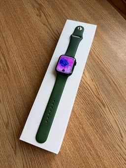 Apple Watch Series 7 GPS smartklocka 45 mm grön aluminium
