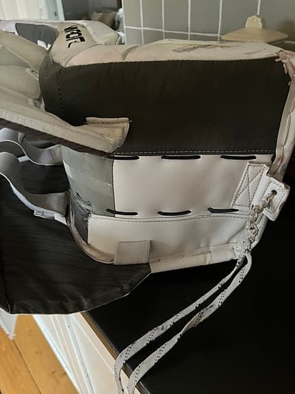 Målvaktsutrustning:  Bauer Vapor X5 Pro