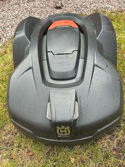 Husqvarna Automower robotgräsklippare med tillbehör