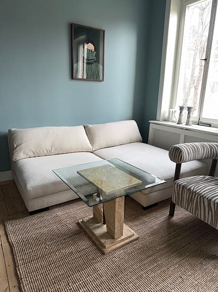 Beige modulsoffa i toppskick